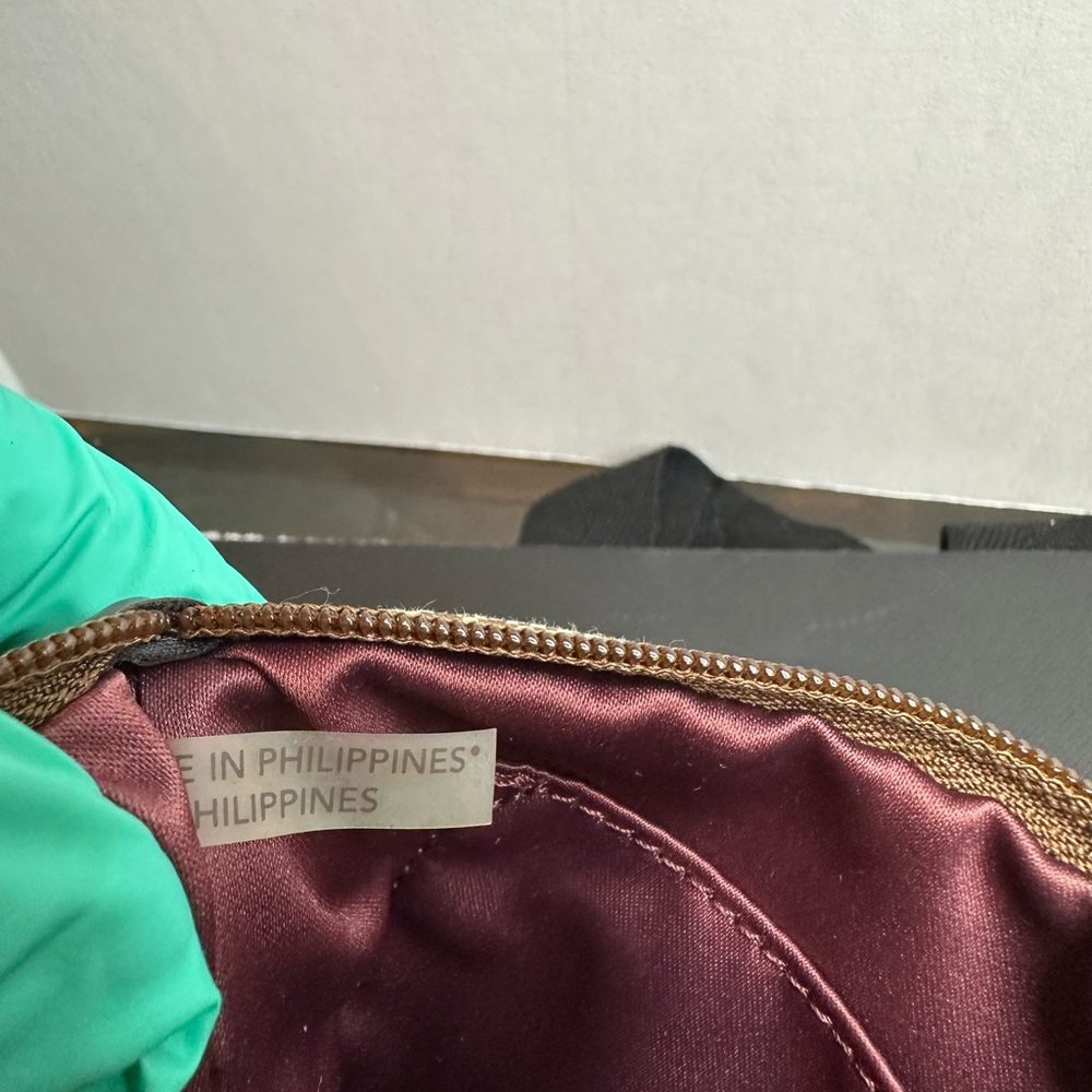 Coach Brown and Cream Signature Clutch/wristlet - Picture 4 of 10